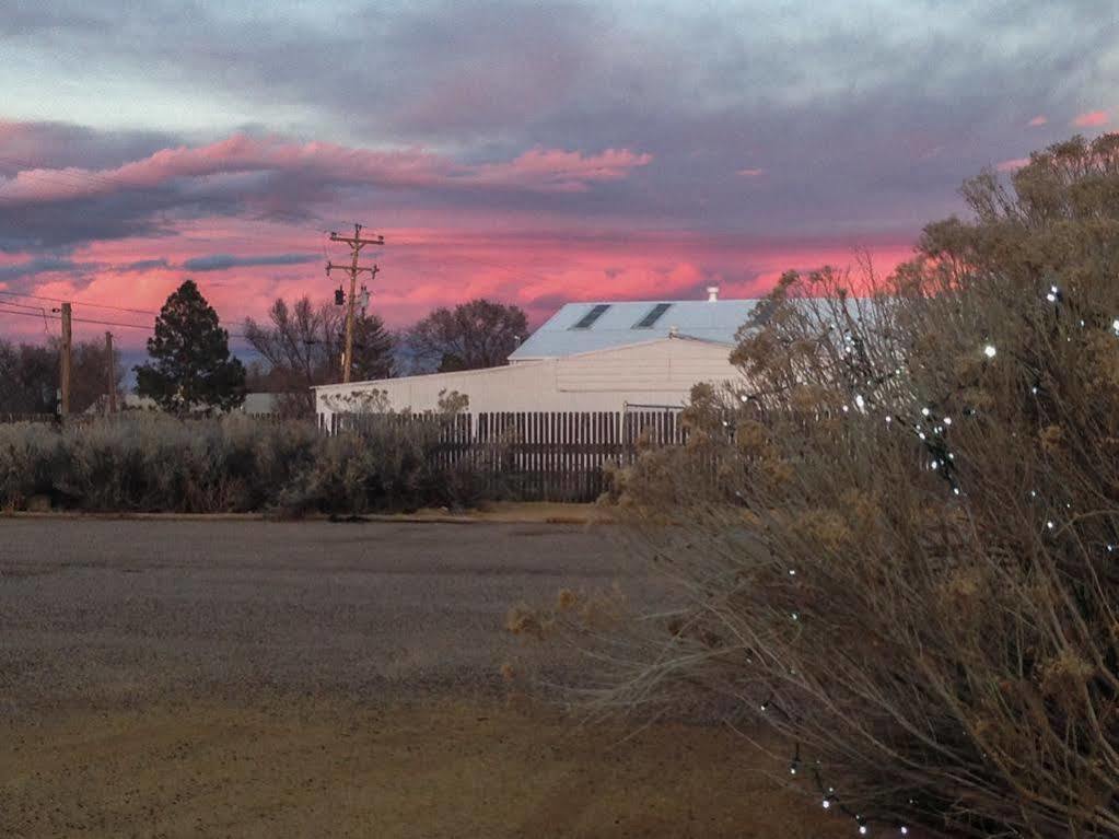 Sunset Motel Moriarty Exterior foto